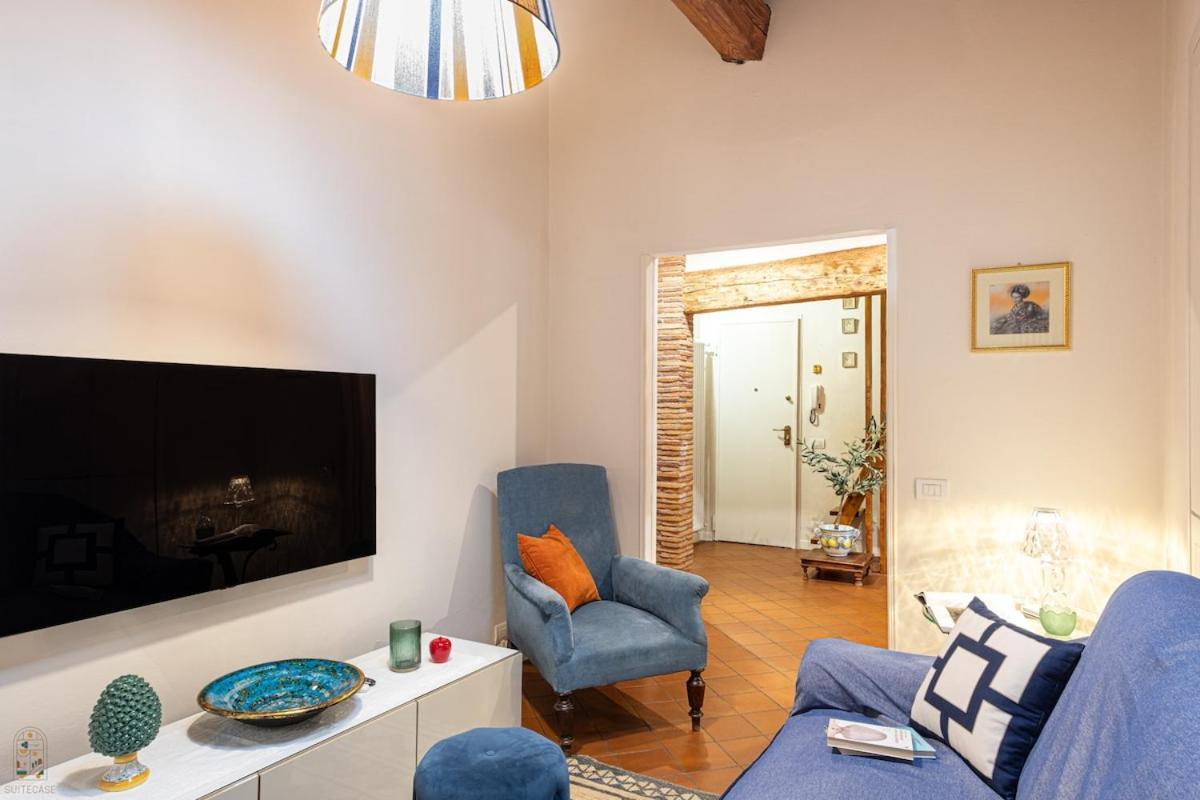 Fiordaliso Con Balcone